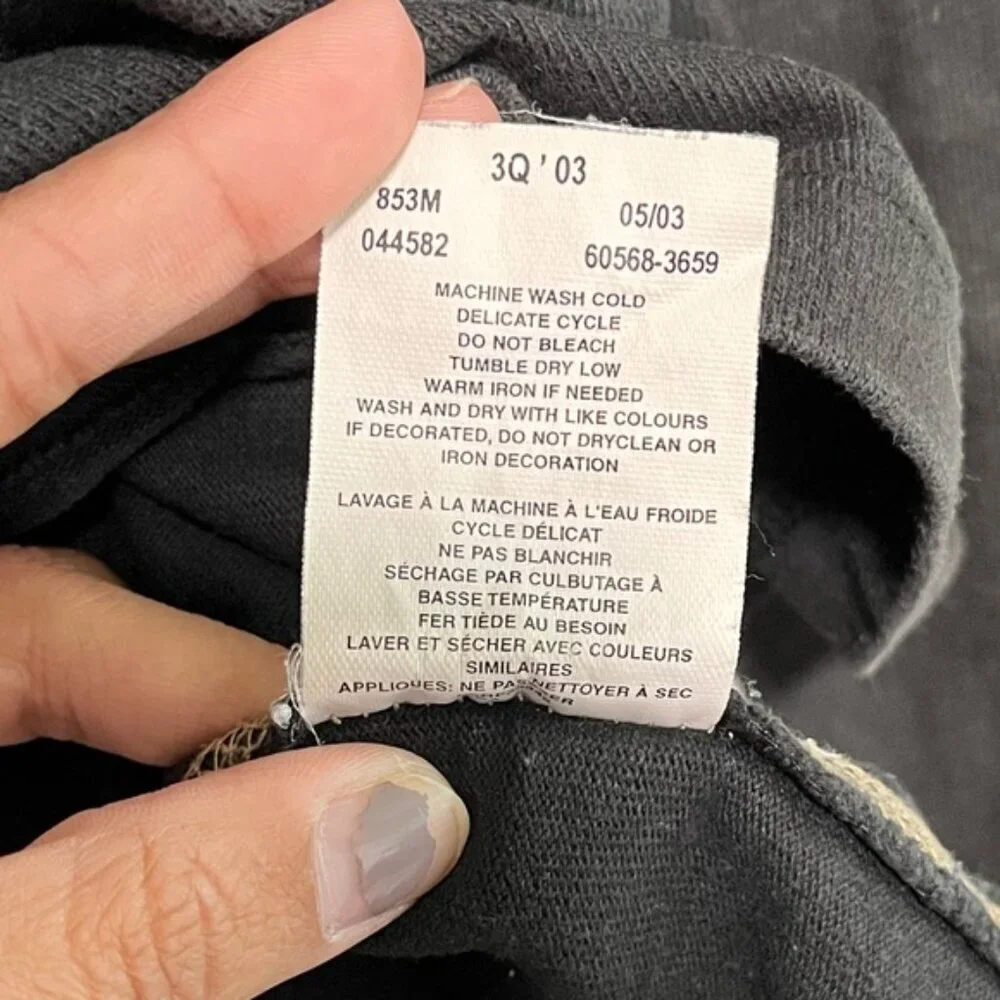 Levi’s Red Tab Men’s Black Long Sleeve Graphic Sweatshirt - Size M